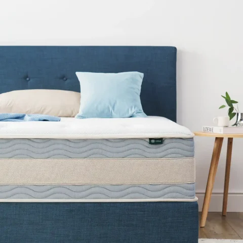 ZINUS Hybrid Spring Mattress - 152.4cm W x 203.2cm L x 30.5cm H